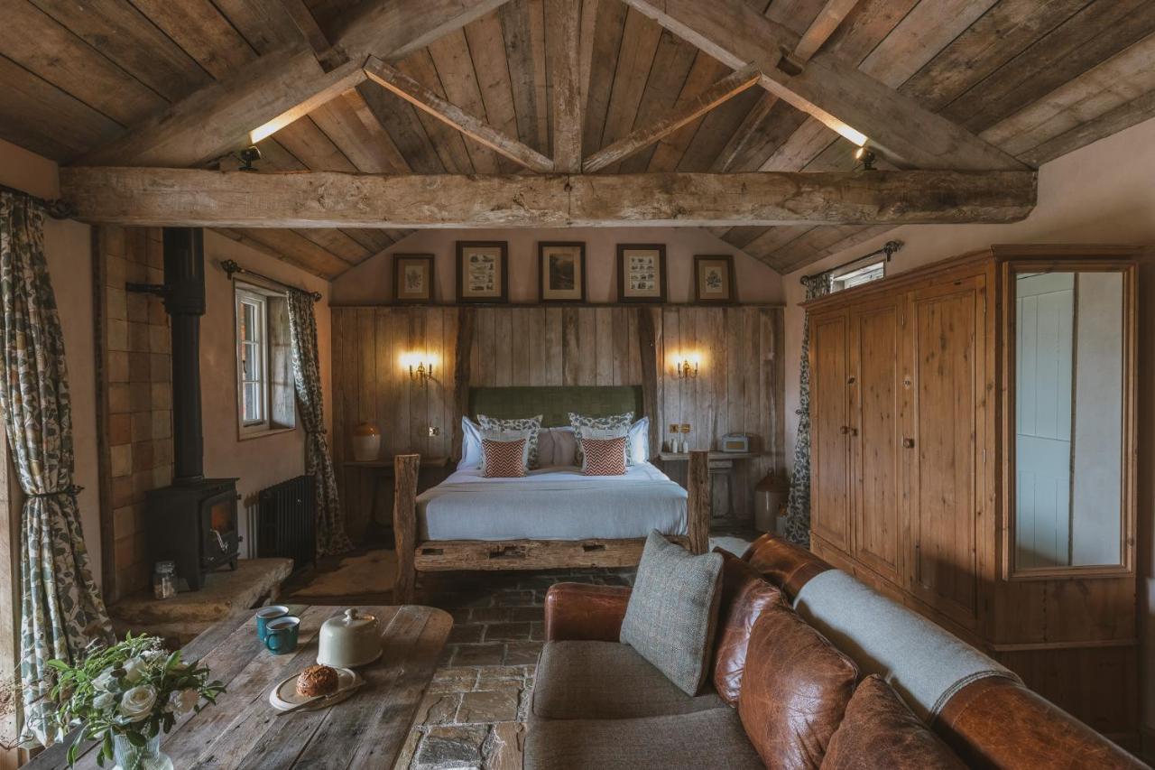 Outbuildings Dorset Hotel Брайдпорт Екстериор снимка
