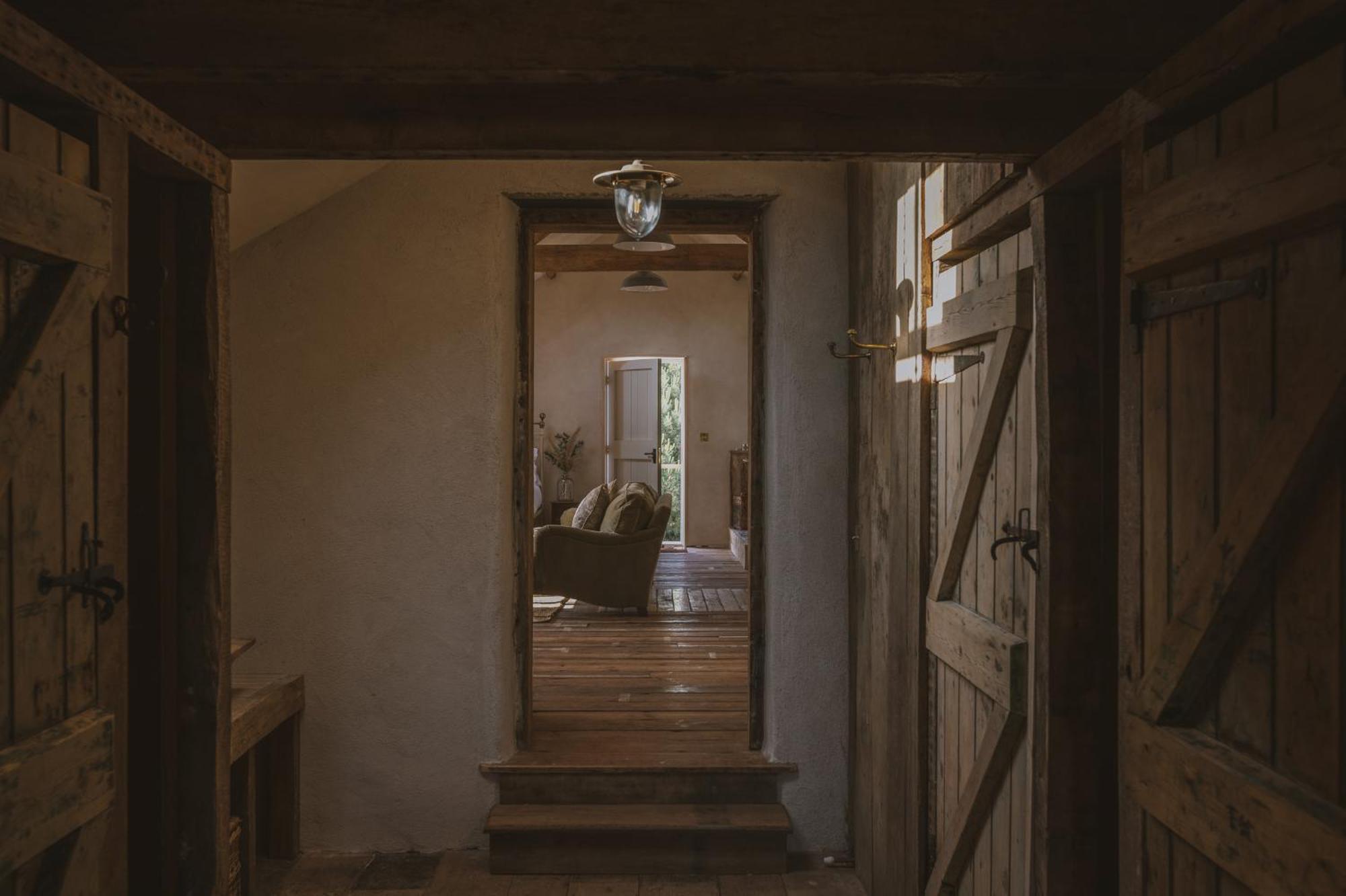 Outbuildings Dorset Hotel Брайдпорт Екстериор снимка