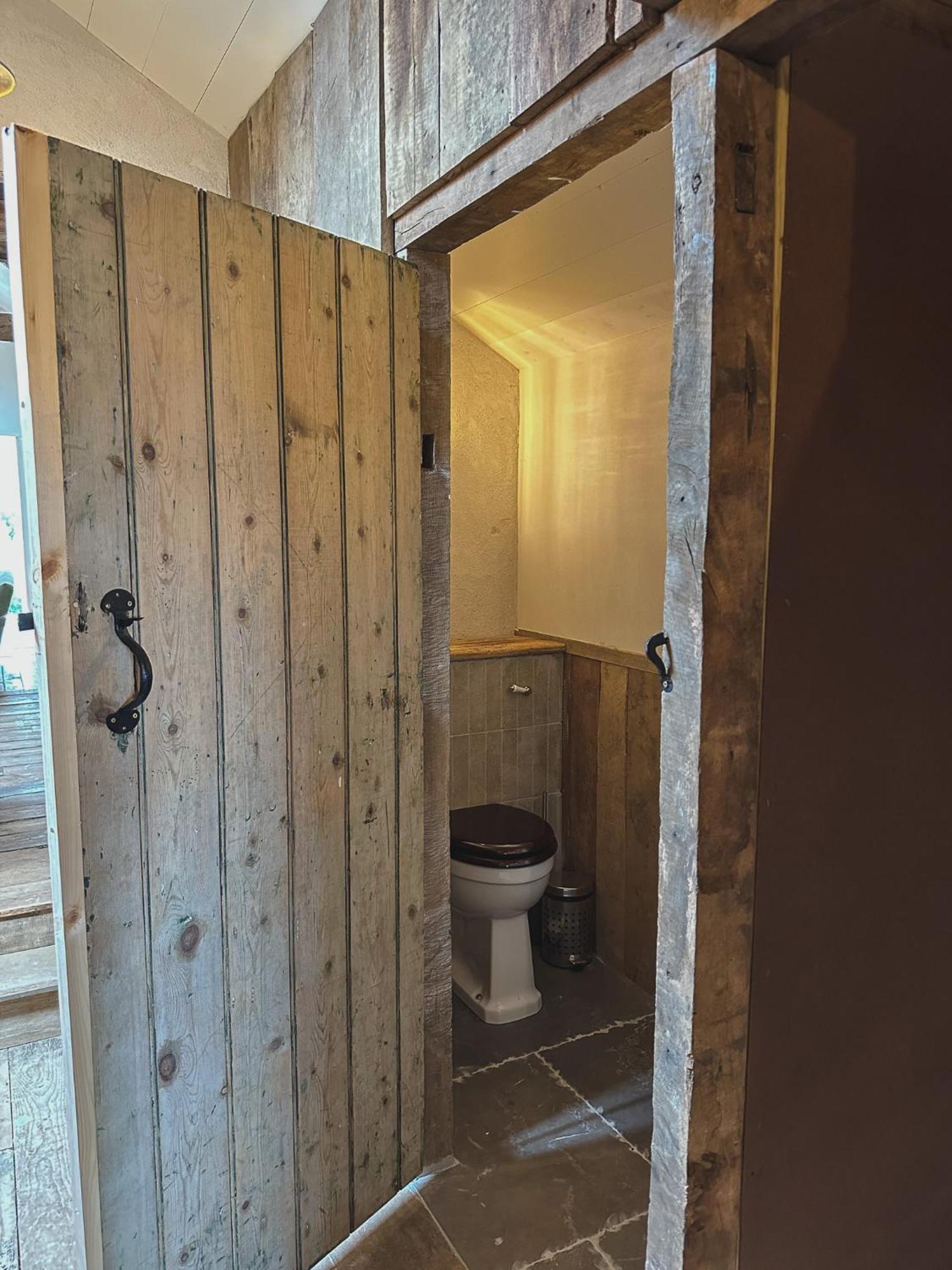 Outbuildings Dorset Hotel Брайдпорт Екстериор снимка