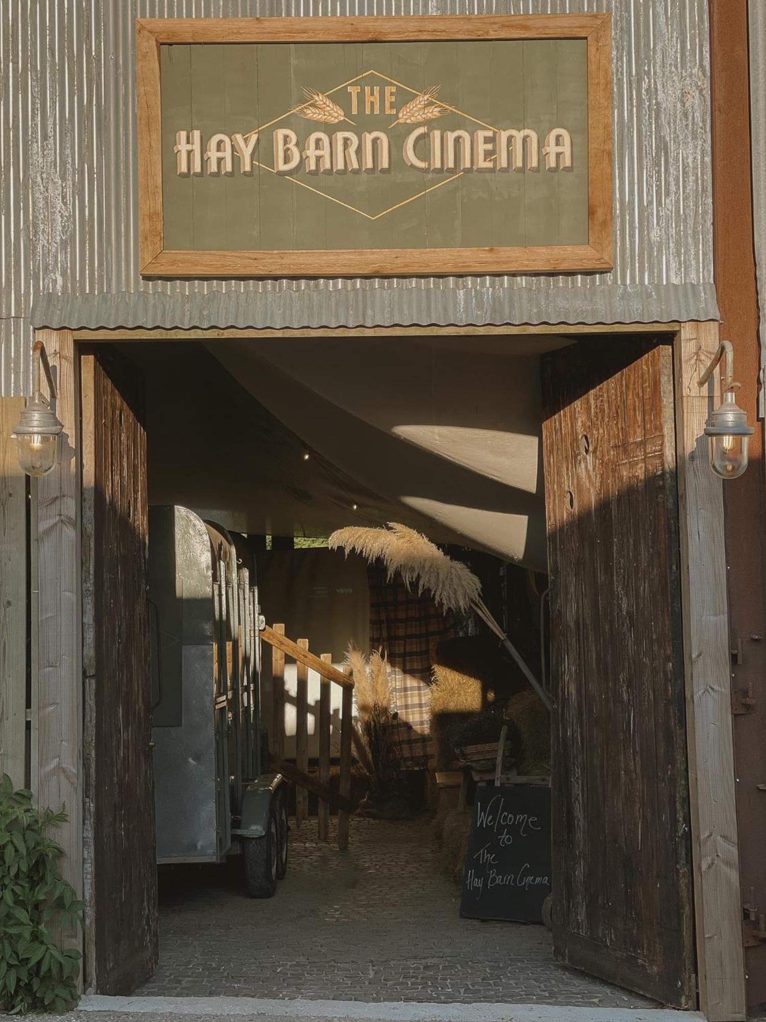 Outbuildings Dorset Hotel Брайдпорт Екстериор снимка