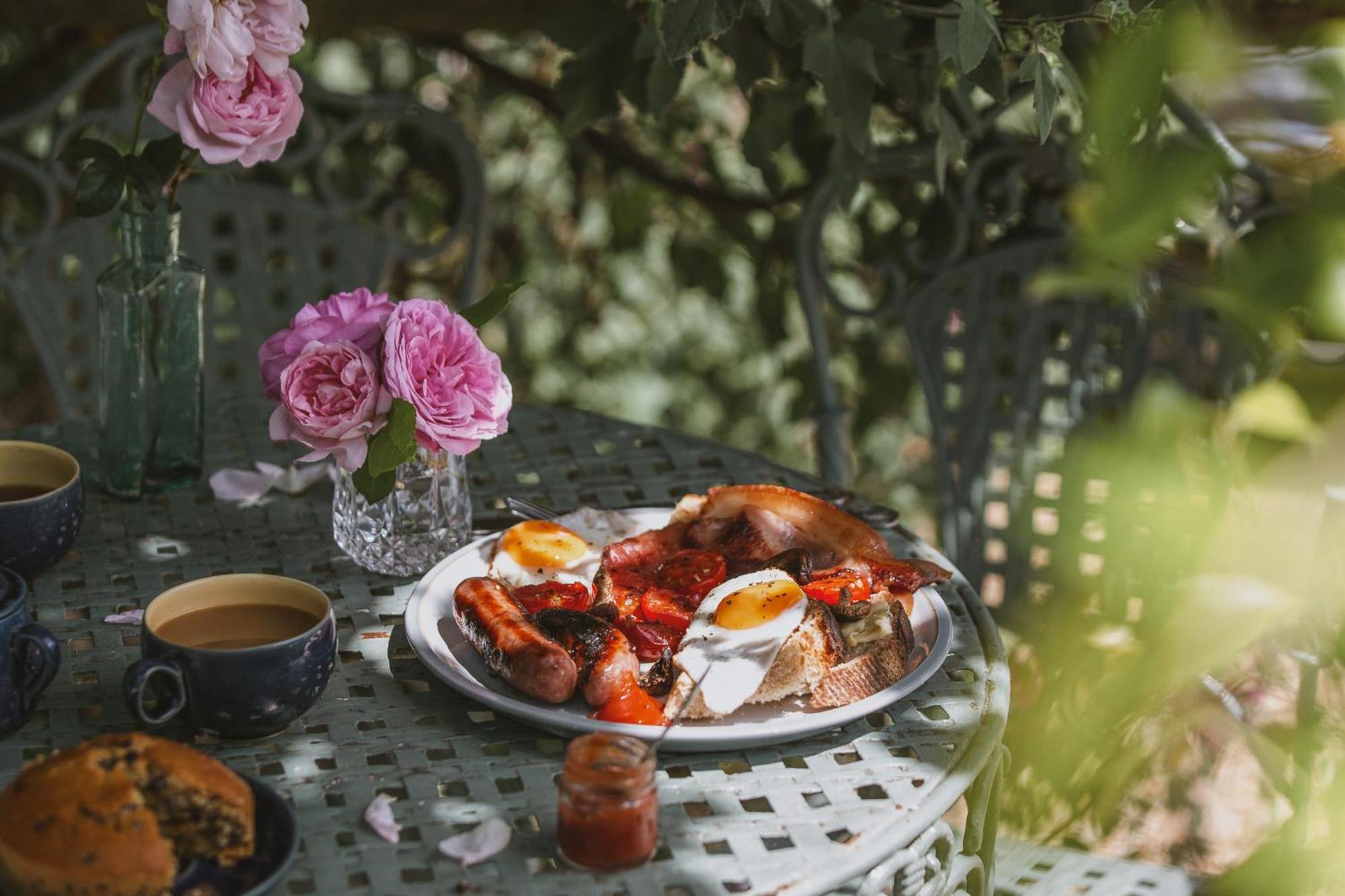 Outbuildings Dorset Hotel Брайдпорт Екстериор снимка